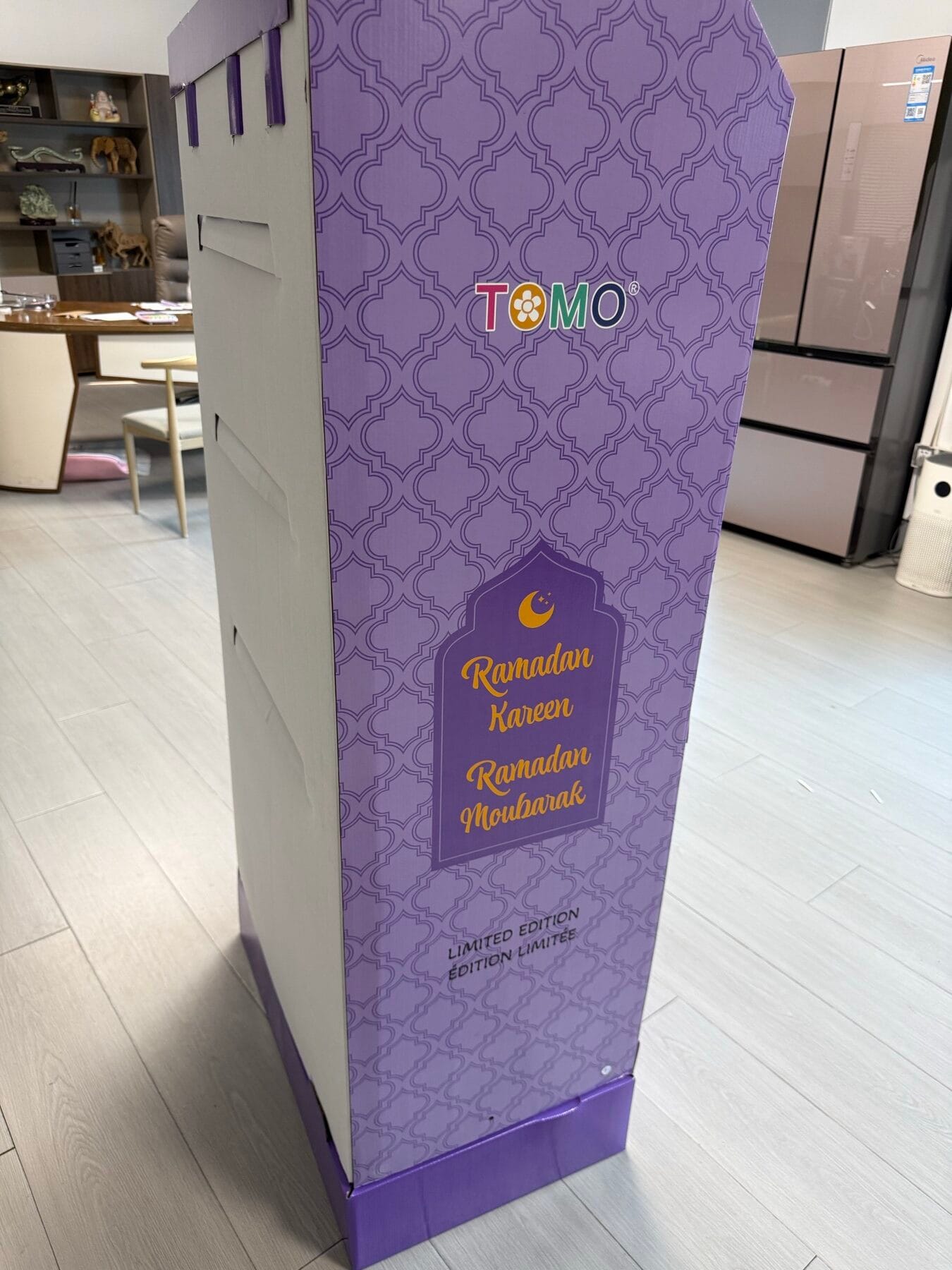 R004 purple printed display panels and shelving